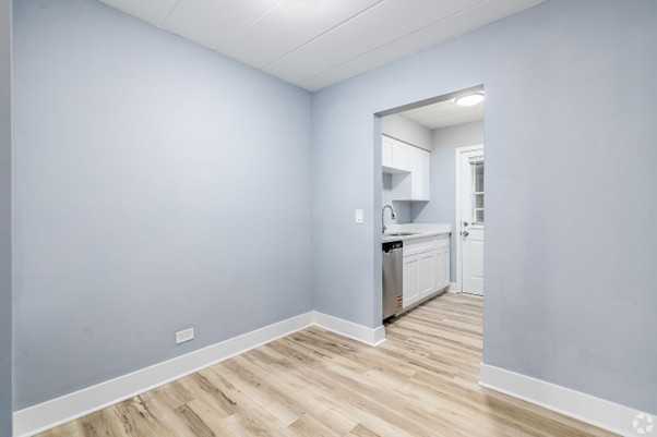 306 Wilson Ave #A - Photo 7 of 8