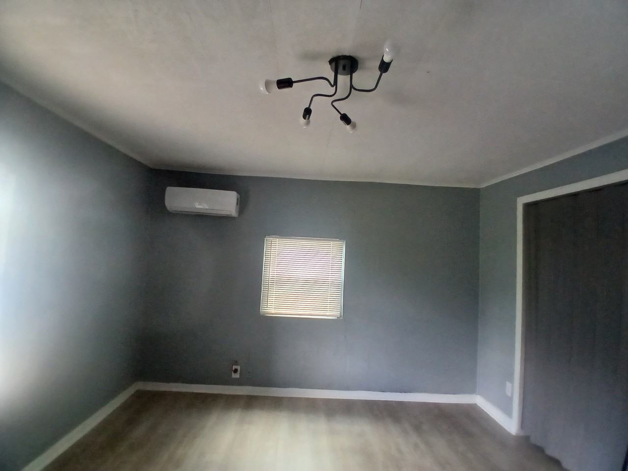 451 S 7th St #NA - Photo 2 of 5