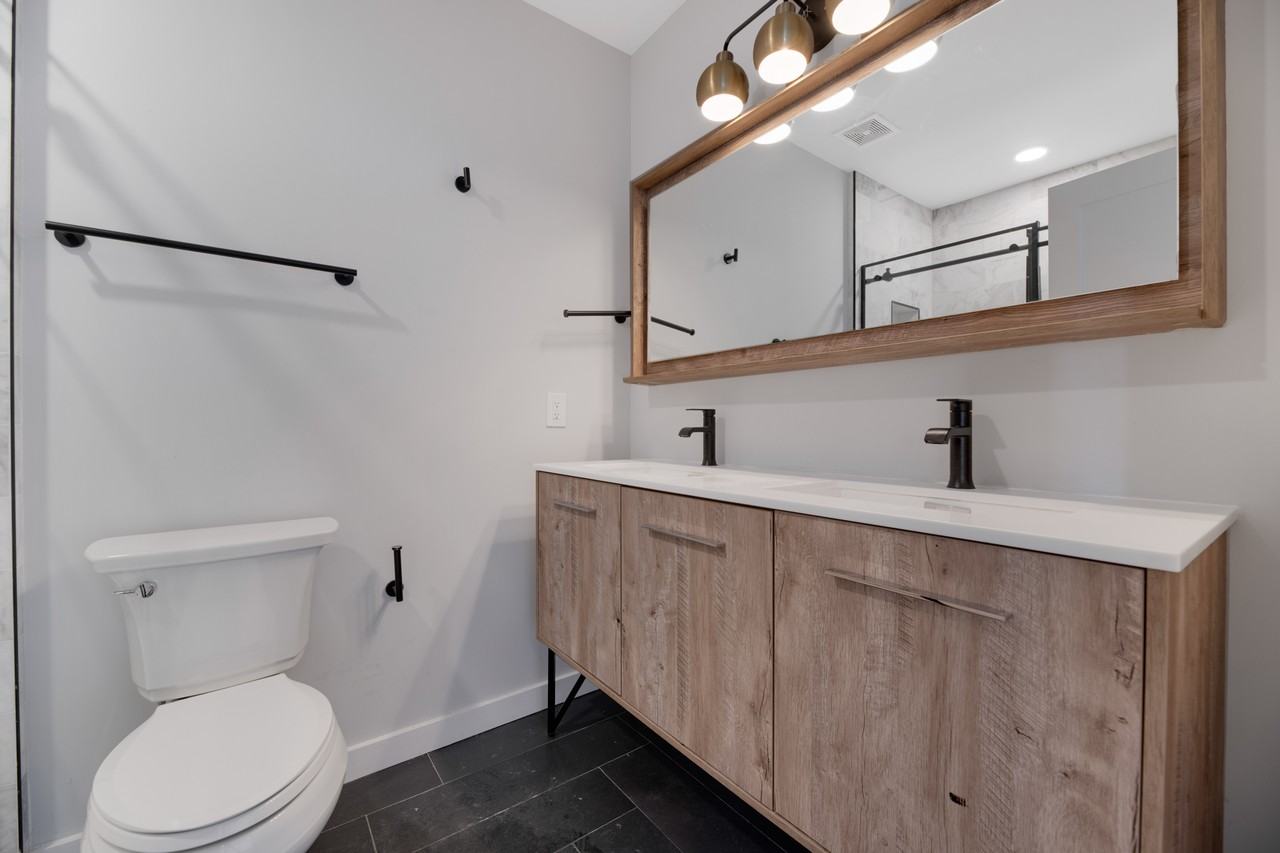 6914 Willow St Nw #7 - Photo 7 of 14