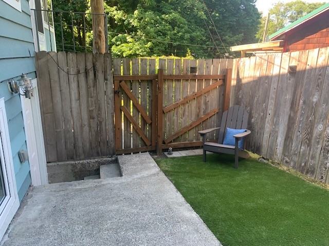 2218 Fairmount Ave Sw #B - Photo 2 of 21