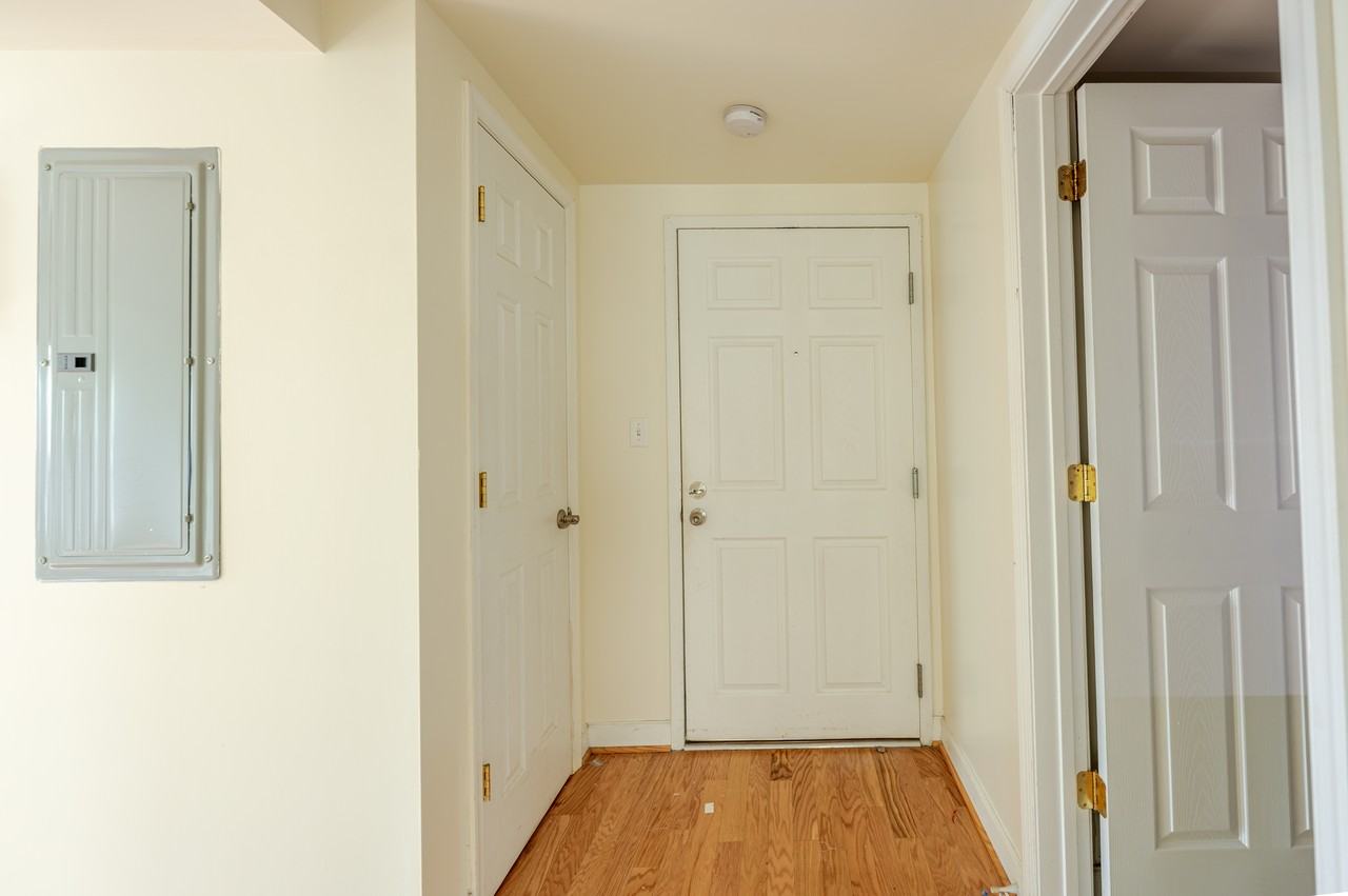 5414 1st Pl Nw #101 - Photo 4 of 10