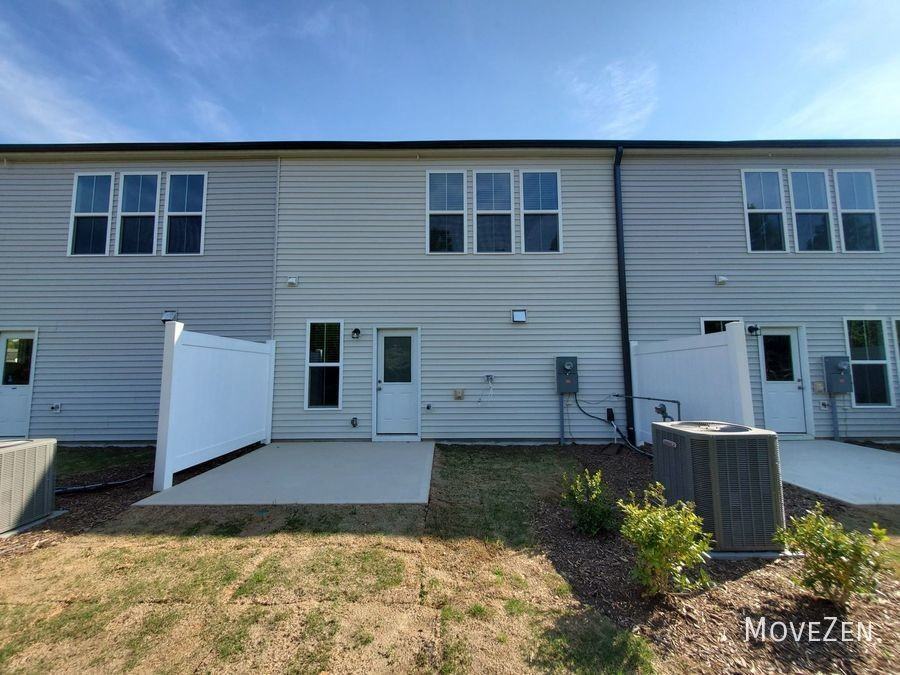 4026 Beckton Trl - Photo 7 of 50