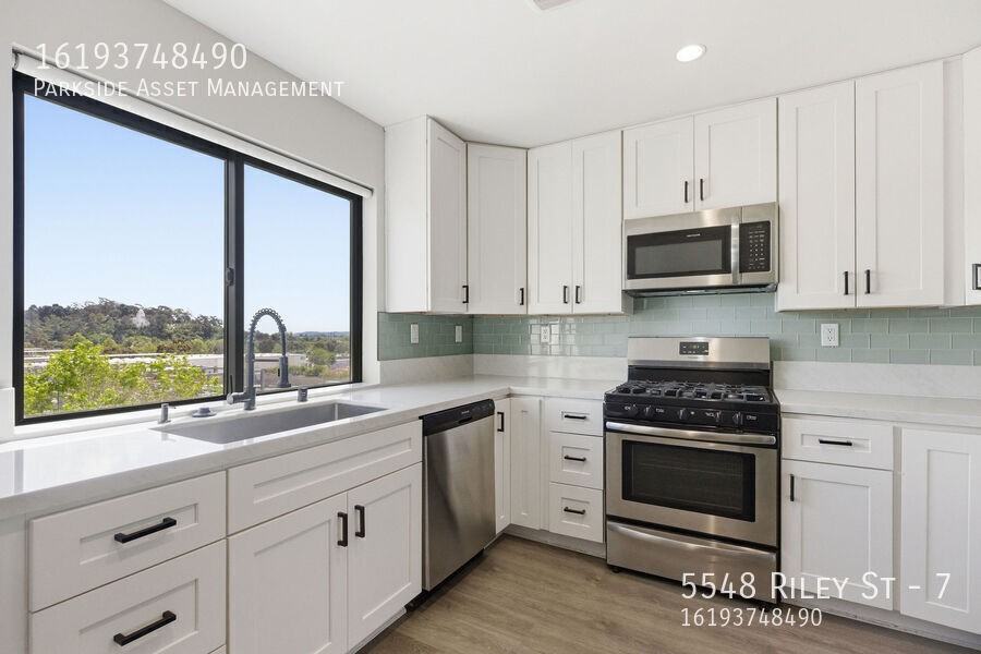 5548 Riley St #7 - Photo 7 of 19