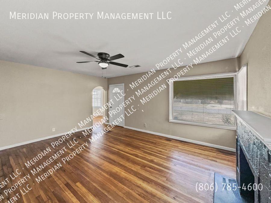 2109 30th St - Photo 6 of 32