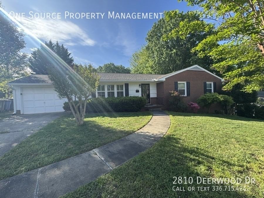 2810 Deerwood Dr - Photo 2 of 28