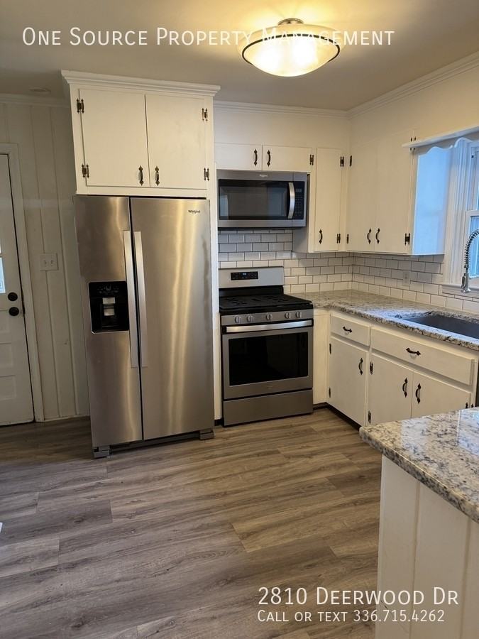 2810 Deerwood Dr - Photo 7 of 28