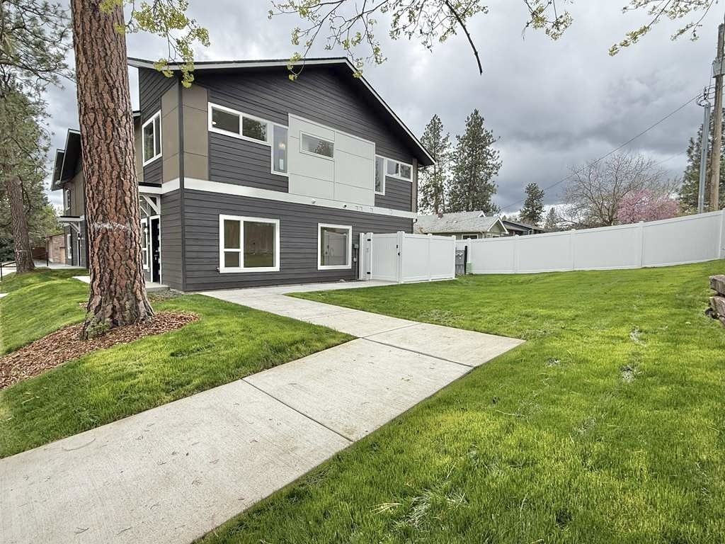 3925 E 32nd Ave #1 - Photo 2 of 13