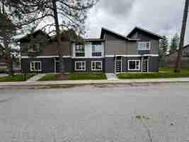 featured image of 3925 E 32nd Ave #4