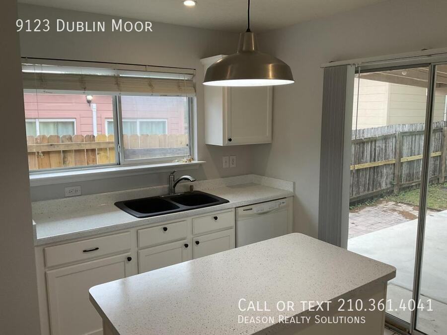 9123 Dublin Moor - Photo 3 of 19