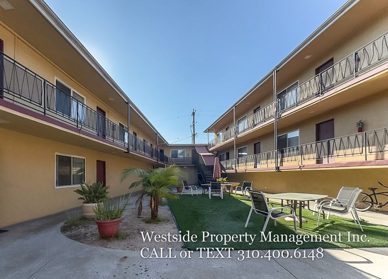 1731 Pico Blvd #26 - Photo 7 of 10