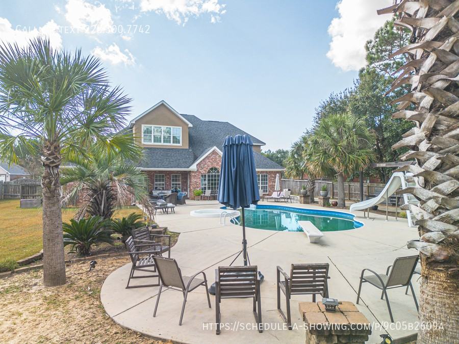 1713 Shelby Ln - Photo 4 of 31