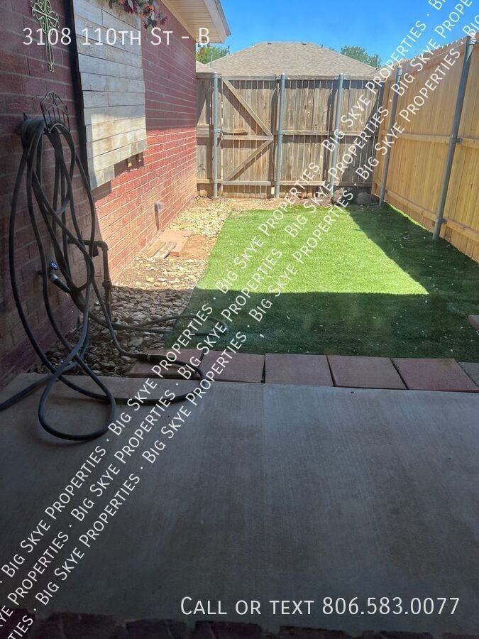 3108 110th St #B - Photo 4 of 11