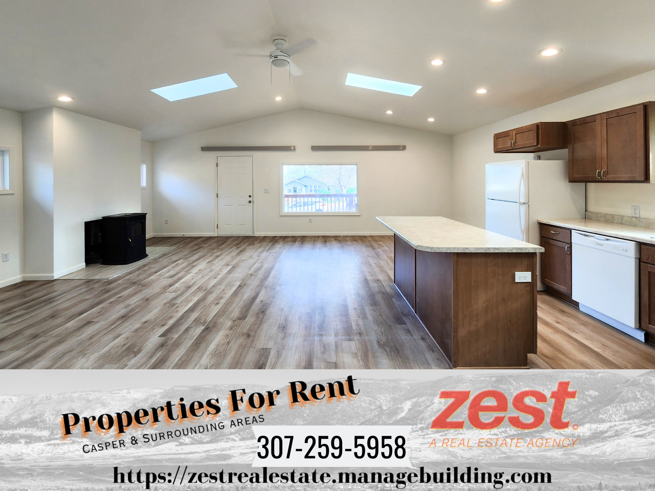 629 E 12th St #1 - Photo 3 of 15