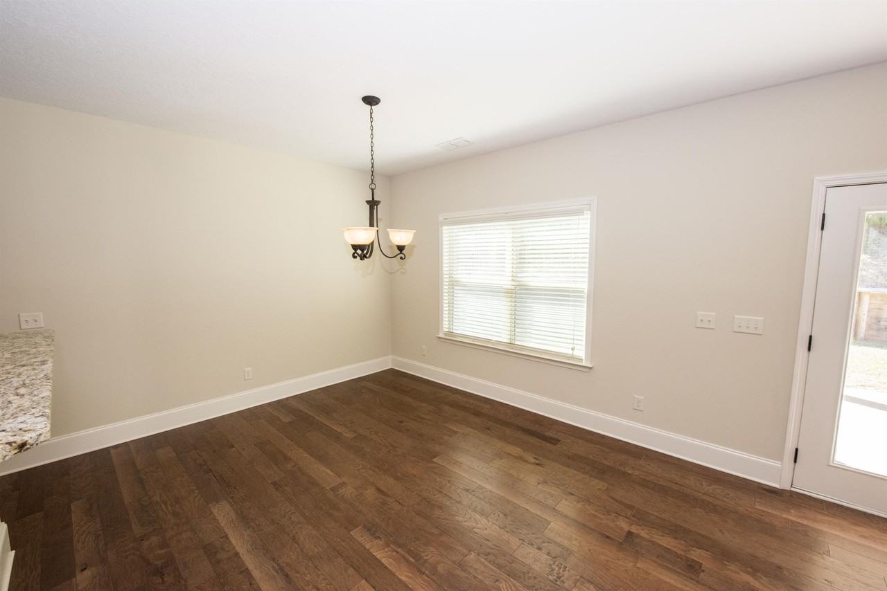 1177 Weatherford St #NA - Photo 6 of 20