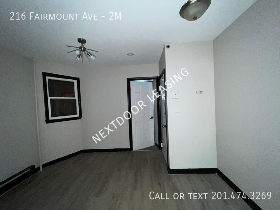 216 Fairmount Ave #2M - Photo 6 of 6