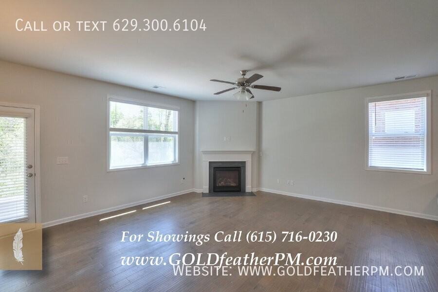 8019 Forest Hills Dr - Photo 4 of 30