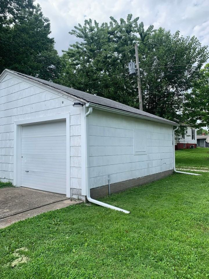 705 Taylor St - Photo 3 of 22