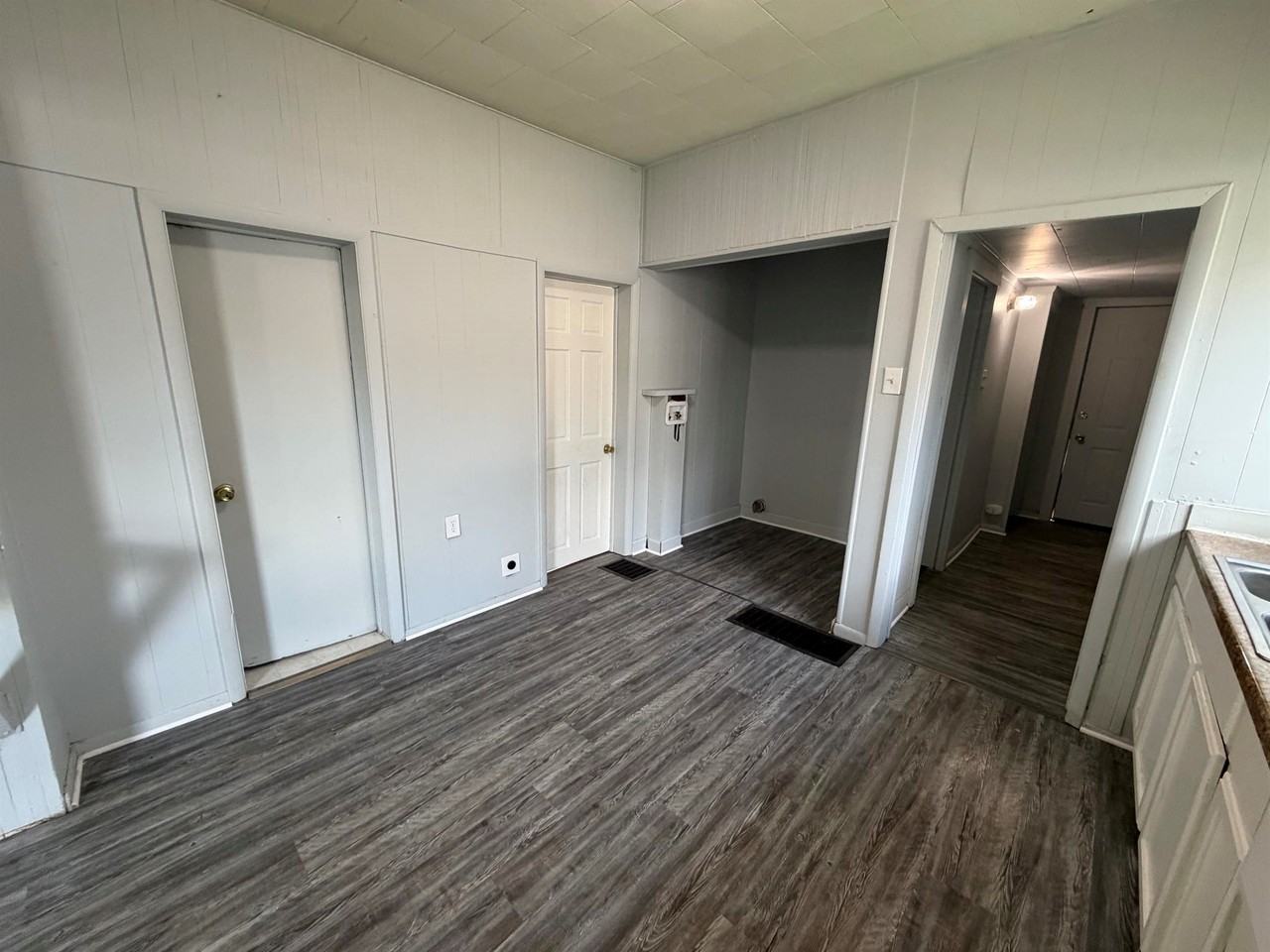 36 S Griffin St #S - Photo 2 of 13