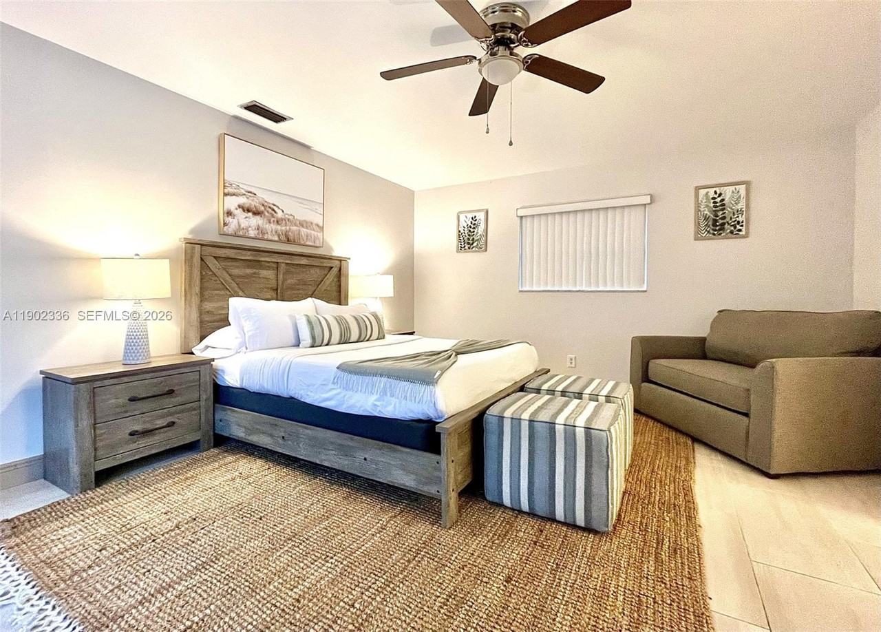 1500 Northwest 45th Street - Photo 5 of 23