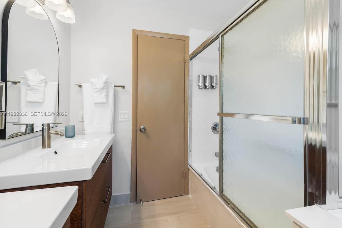 1500 Northwest 45th Street - Photo 6 of 23