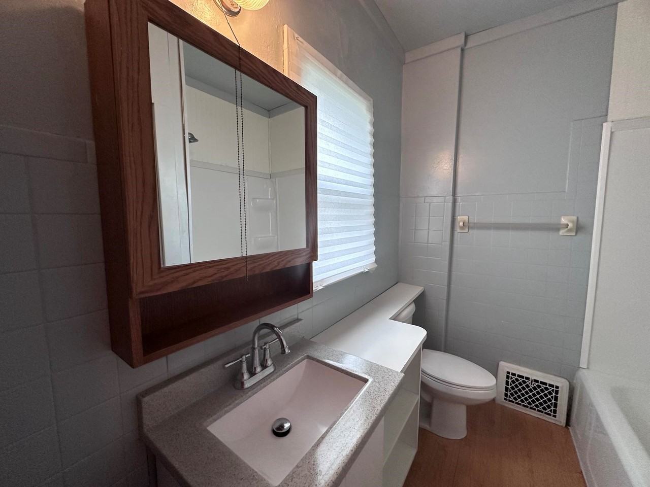 101 S Buchanan St - Photo 4 of 18