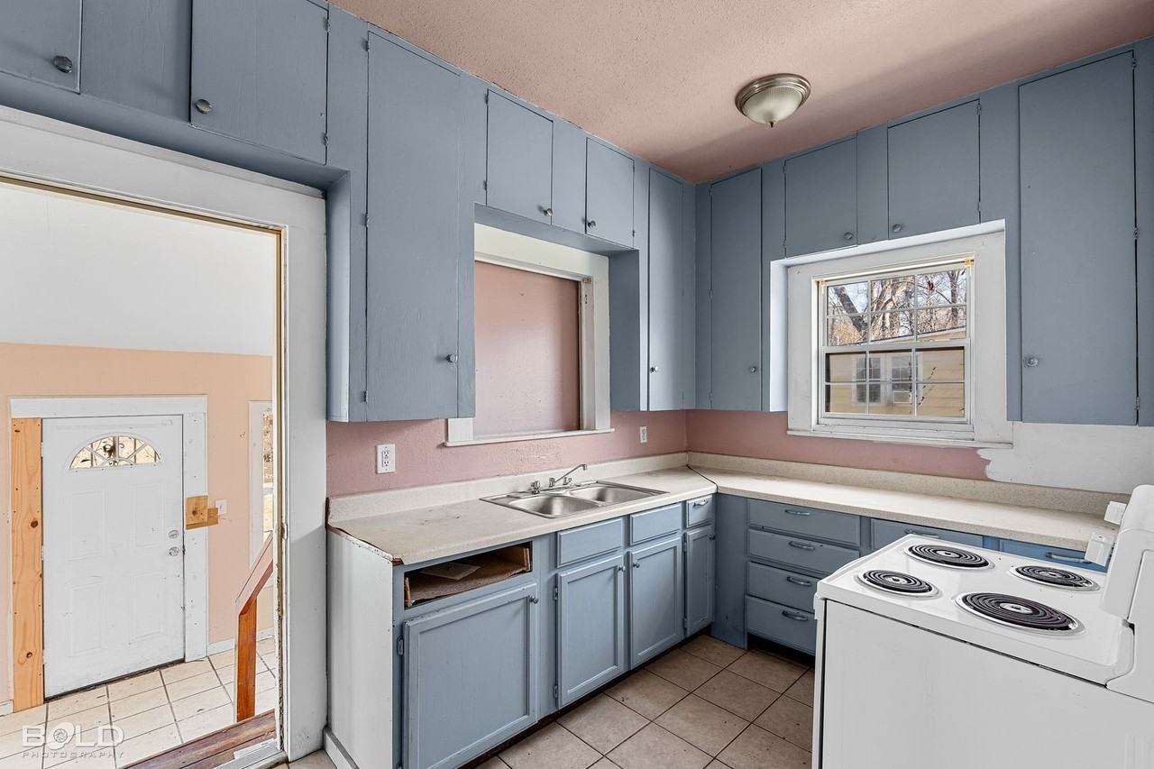 3140A Judson St - Photo 7 of 11