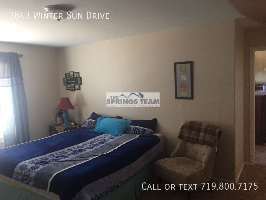 3843 Winter Sun Dr - Photo 4 of 9