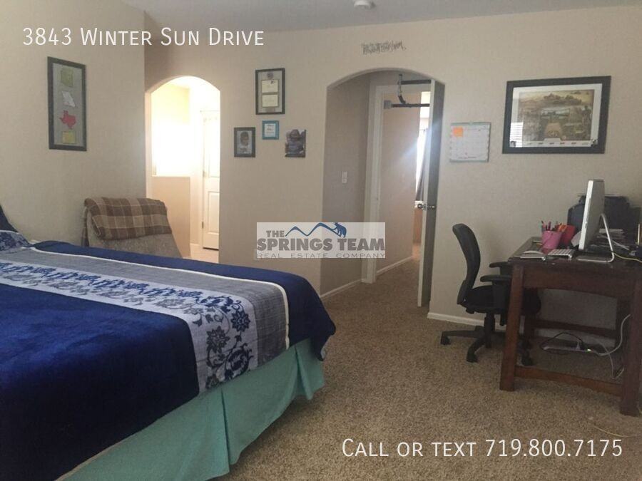 3843 Winter Sun Dr - Photo 5 of 9