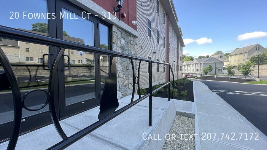 20 Fownes Mill Ct #313 - Photo 3 of 35