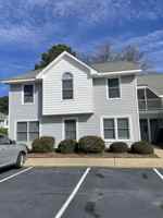 featured image of 114 W Victoria Ct Apt D #D