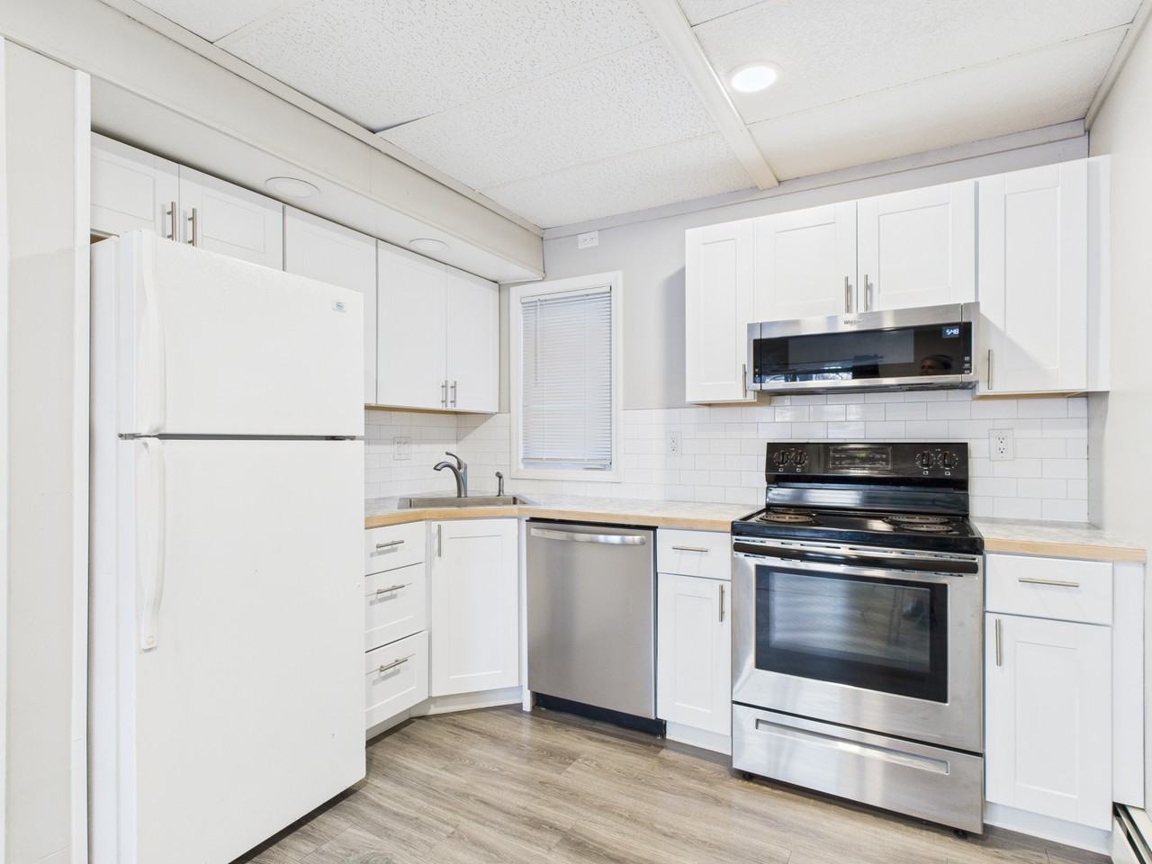 246 E 7th Ave #7 - Photo 7 of 14