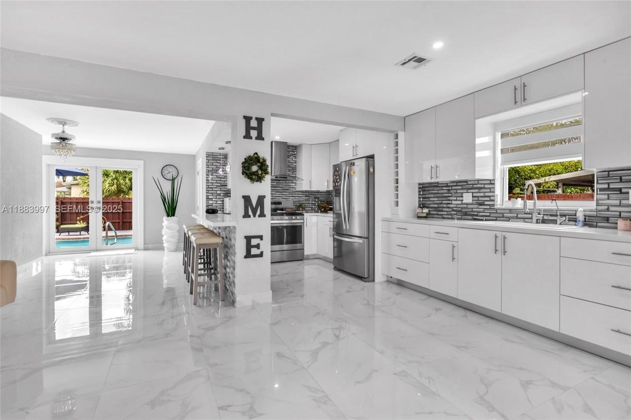 29928 Southwest 159th Drive #0 - Photo 3 of 32