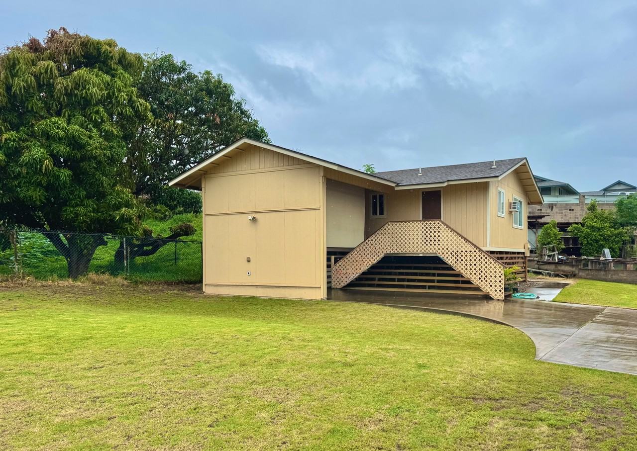 434 Aleo Pl - Photo 2 of 17