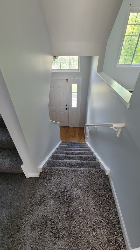 1055 Mayfield Dr #1055 - Photo 3 of 15