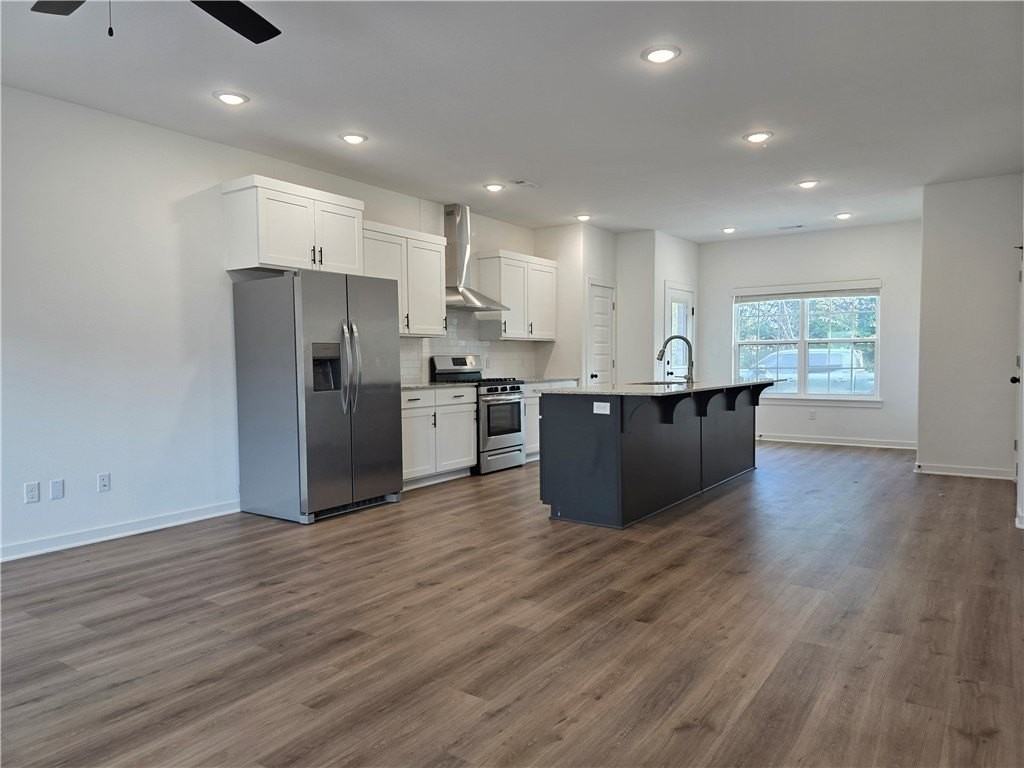 802 N Crater Ave #1 - Photo 5 of 19