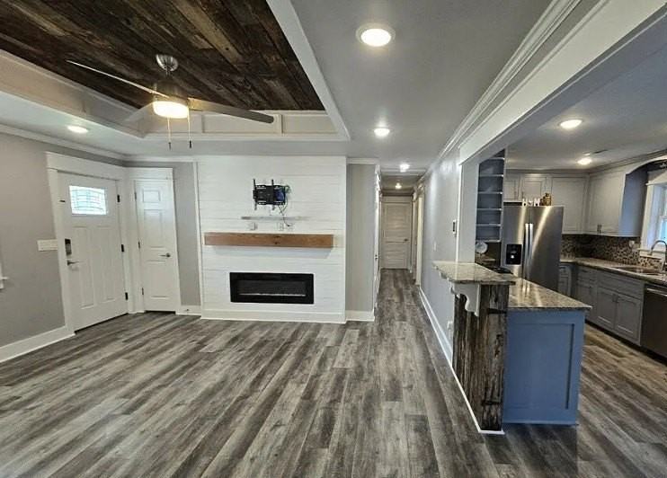 2307 Beth Ln - Photo 2 of 16