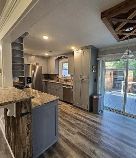 2307 Beth Ln - Photo 4 of 16