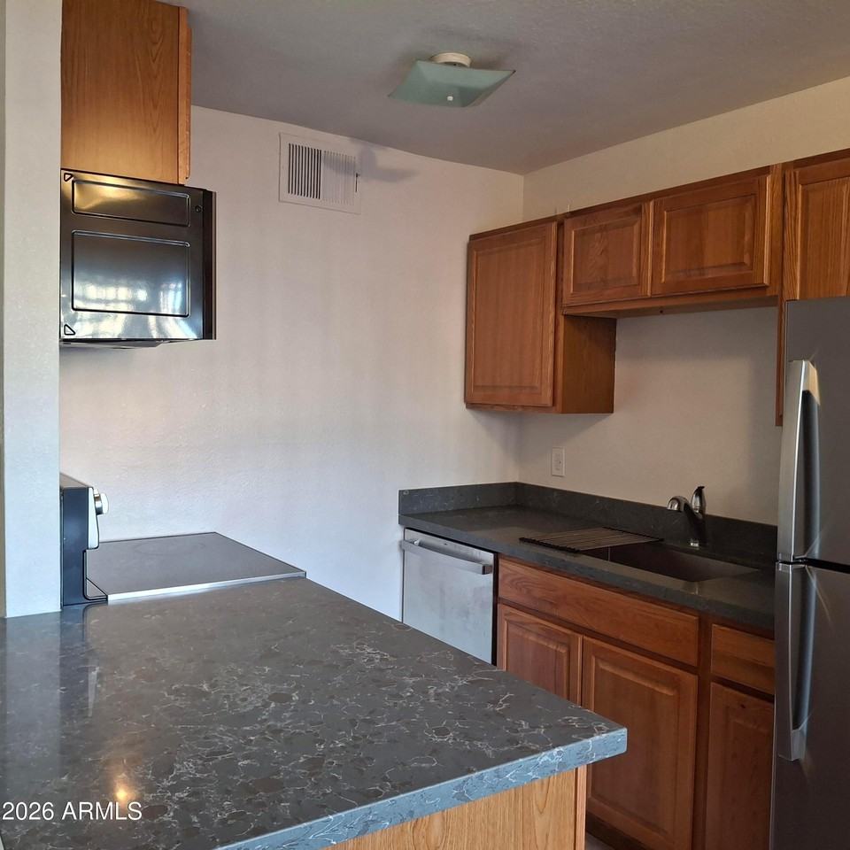 8844 N 2nd St #B - Photo 2 of 11