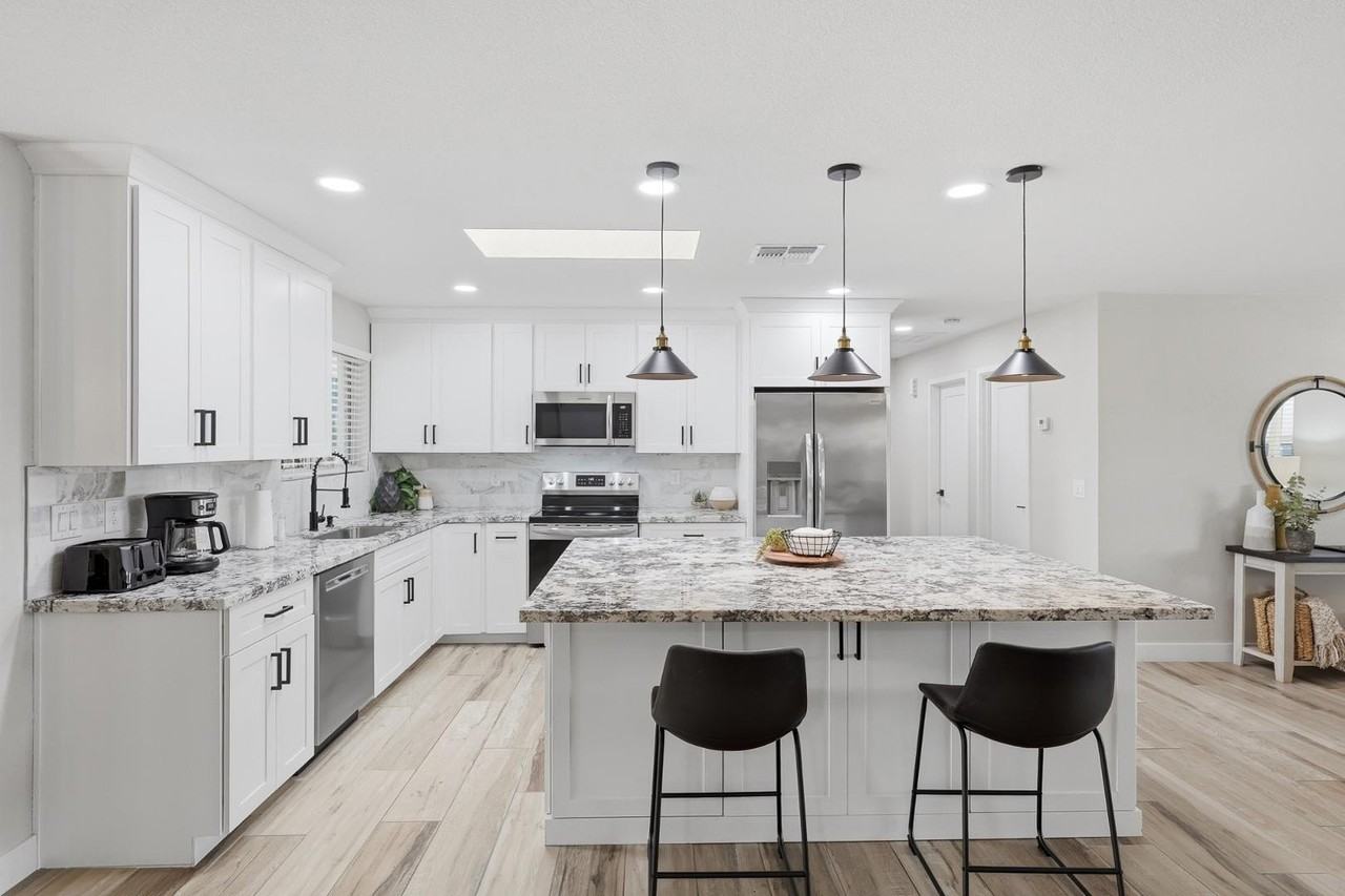 10320 W Sierra Dawn Dr - Photo 3 of 30