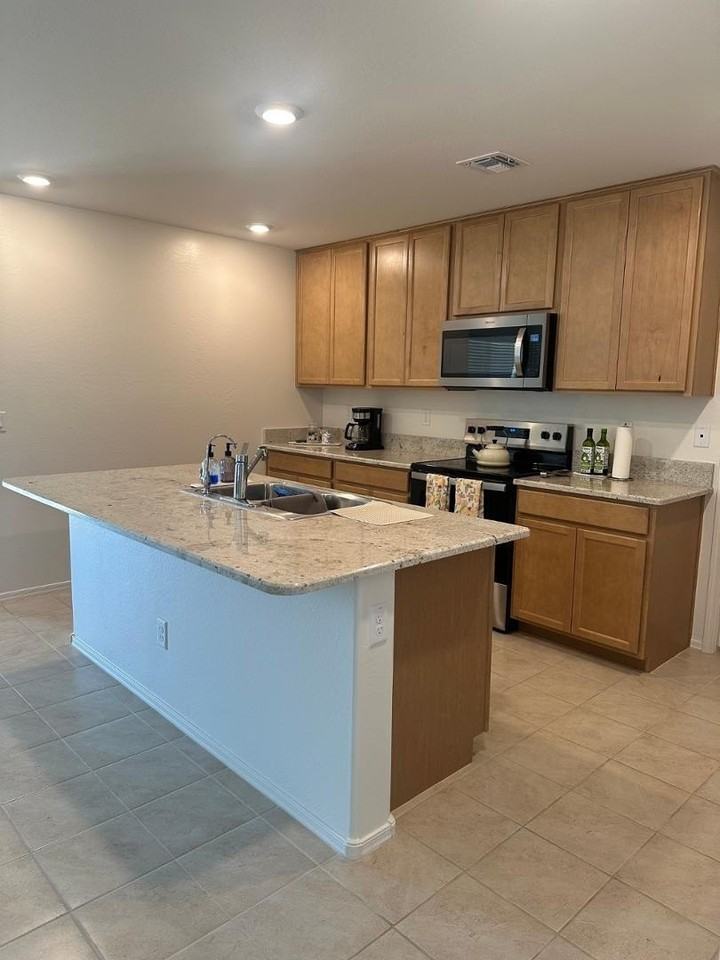 18255 W Pima St - Photo 4 of 12