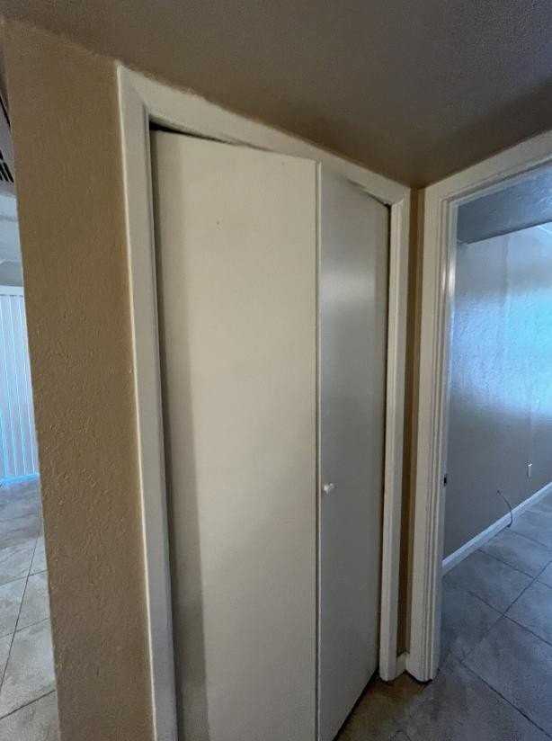 157 W Inglewood St #4 - Photo 4 of 12