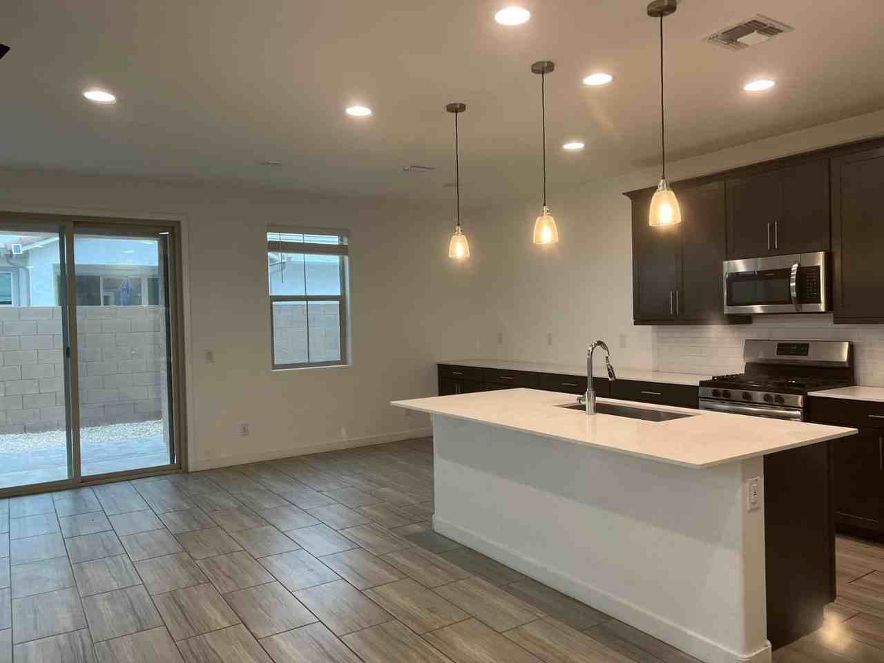 9922 E Tahoe Ave - Photo 7 of 26