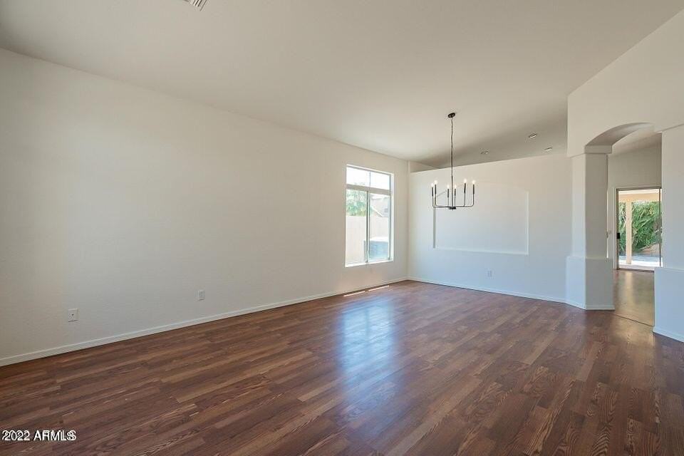 2690 N 138th Ave - Photo 3 of 19