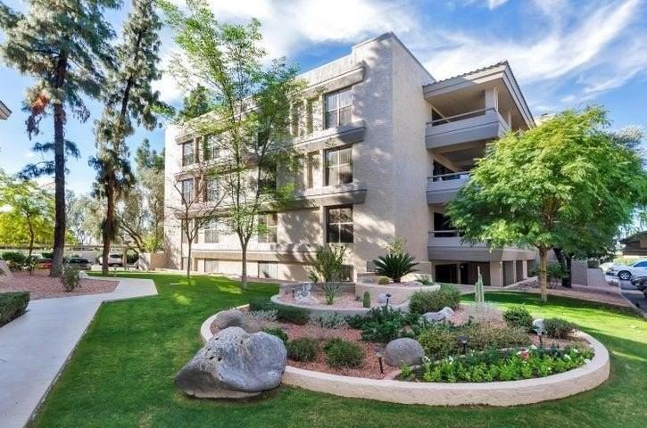 5124 N 31st Pl #517 - Photo 4 of 38