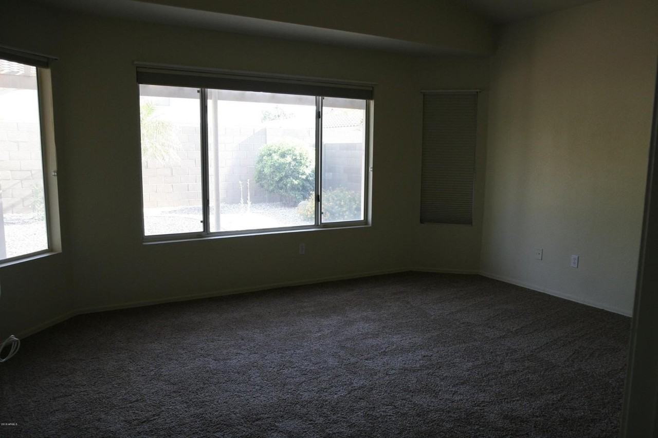 1393 W Hopi Dr - Photo 6 of 10