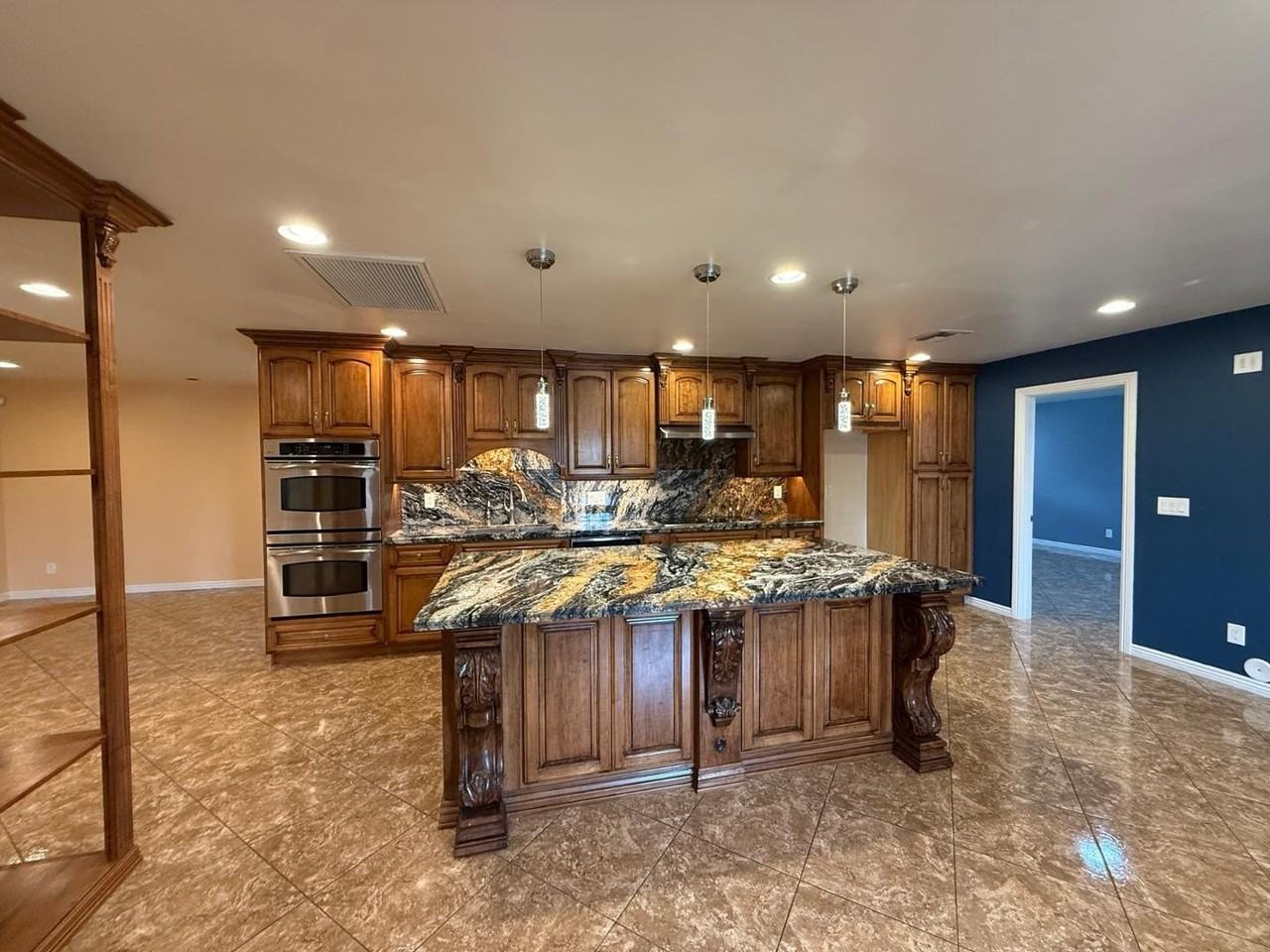 4028 W Augusta Ave - Photo 3 of 18