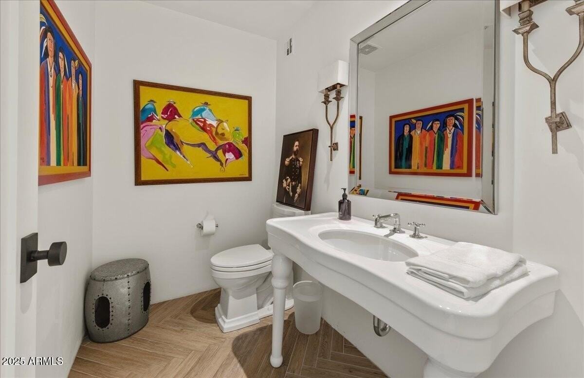 4843 N 72nd Way - Photo 2 of 33