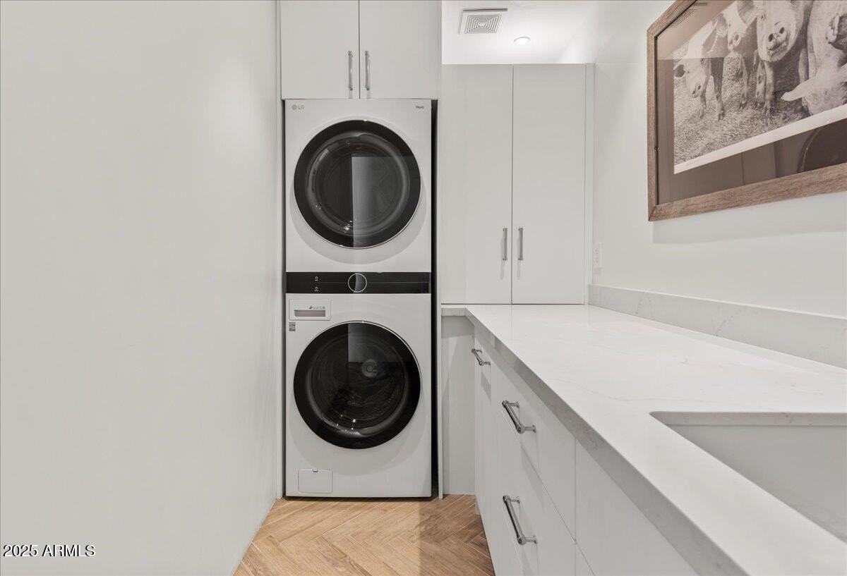 4843 N 72nd Way - Photo 7 of 33