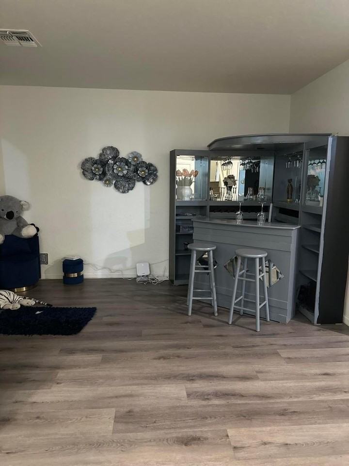 6424 N Florence Ave - Photo 6 of 15