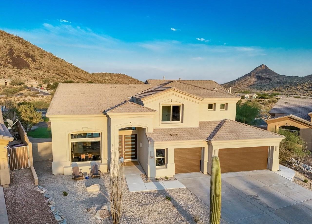 11033 N 138th Way - Photo 2 of 41